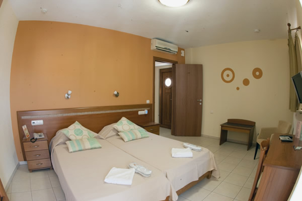 Dabasi Hotel Skiathos