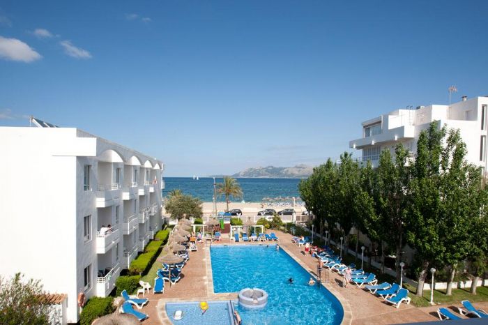 Hobby Club Apartments