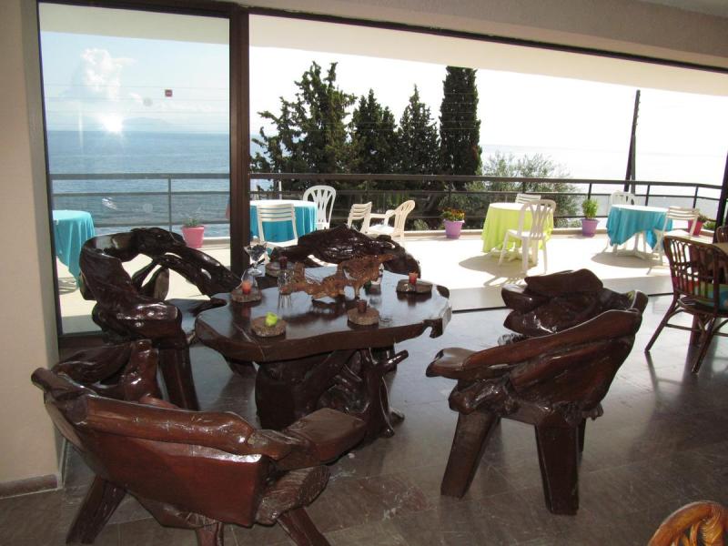 Karina Hotel