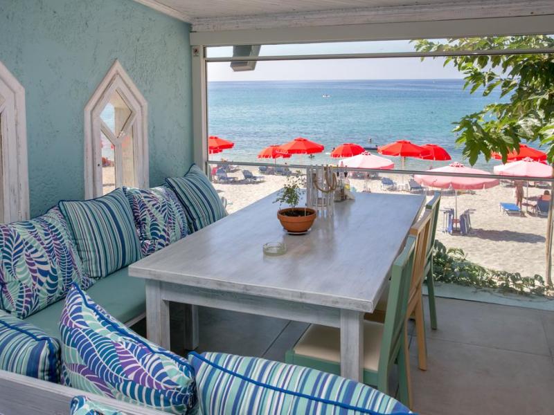 Akti Hotel & Restaurant