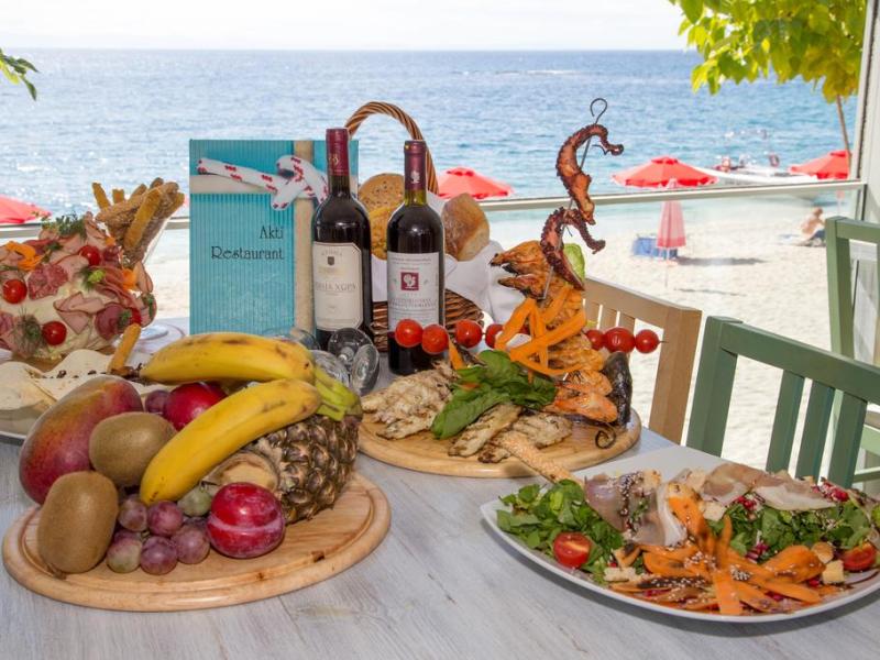 Akti Hotel & Restaurant