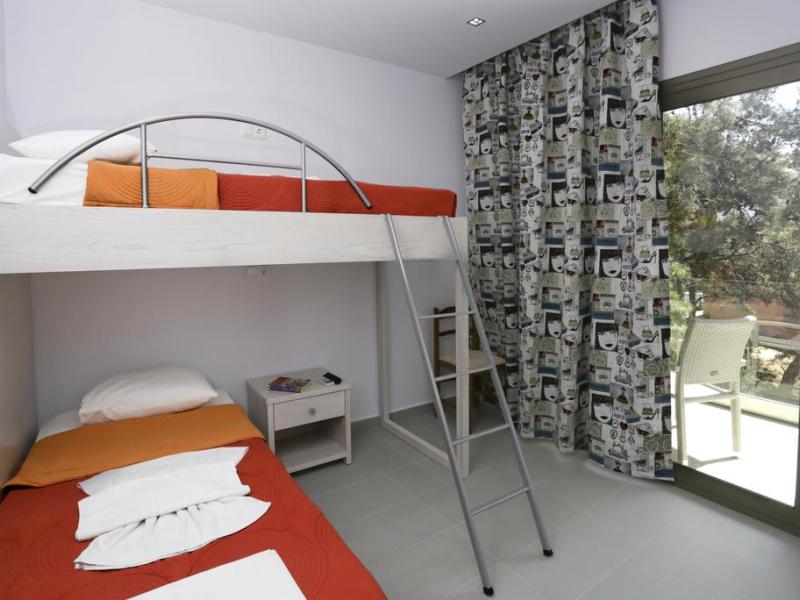 Akti Hotel & Restaurant