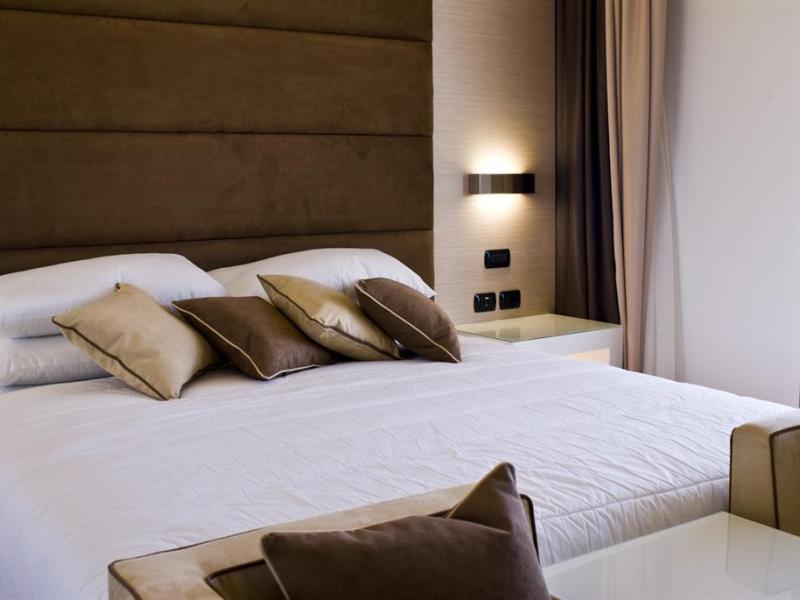 Abitalia Tower Plaza