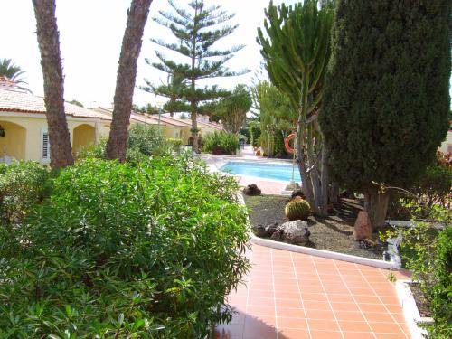 Bungalows Adonis