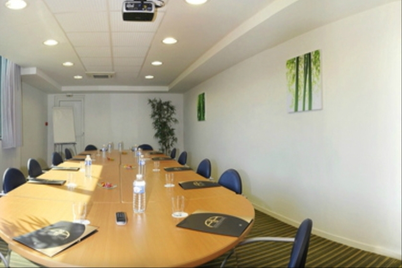 All Suites Appart Hotel Bordeaux Lac