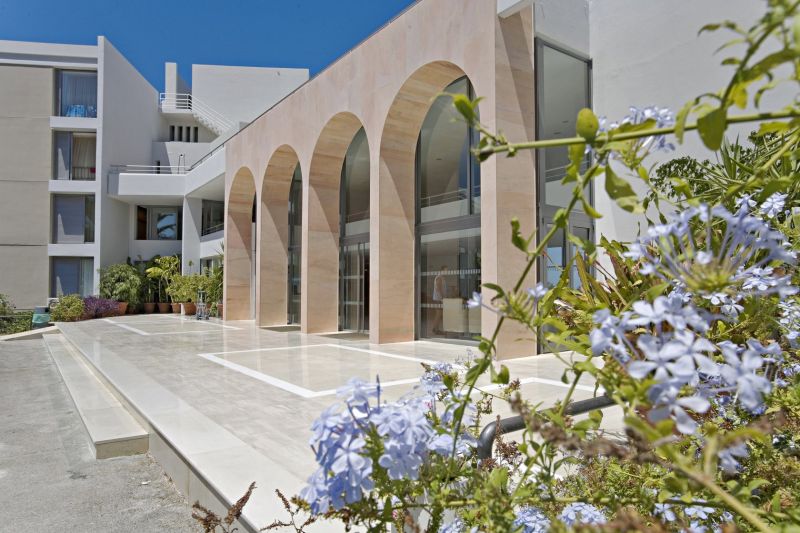 Caravia Beach Hotel & Bungalows