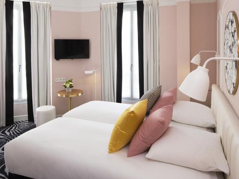 Hotel Pastel Paris