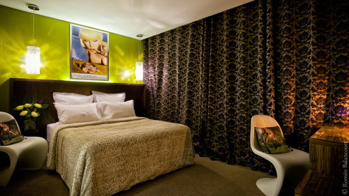 B Montmartre Hotel