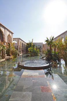 Palais Namaskar