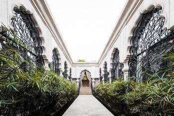 Palais Namaskar