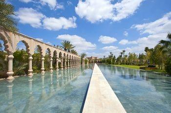 Palais Namaskar