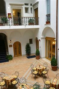 Cavaliere Palace