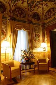Cavaliere Palace