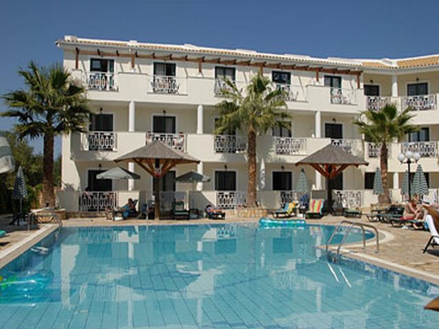 Caretta Beach Hotel & Apartments