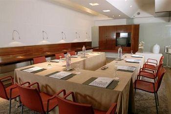 Golden Tulip Opera De Noailles