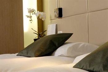 Golden Tulip Opera De Noailles
