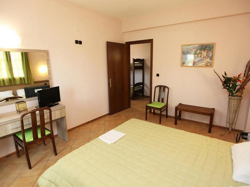 Ariadni Hotel Bungalows