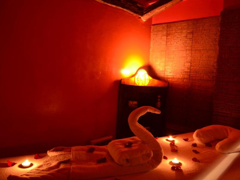 Caribbean Village Agador Tamlelt