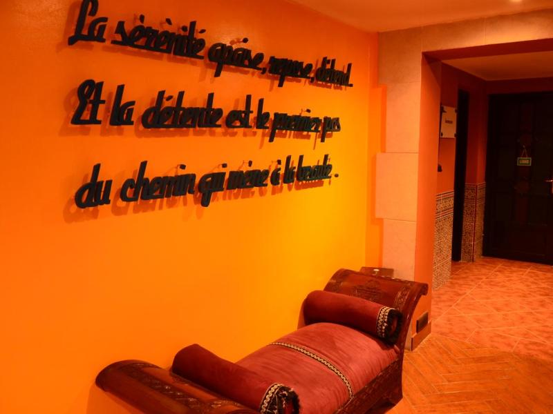 Caribbean Village Agador Tamlelt