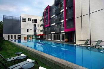 Fave Hotel Cenang Beach