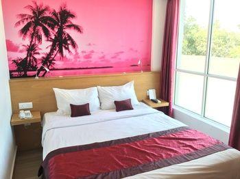 Fave Hotel Cenang Beach
