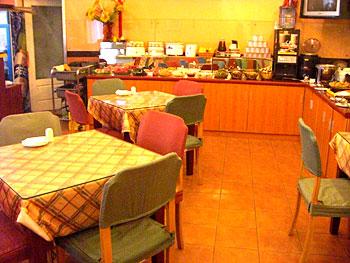 Home Inn Shanghai Century Park