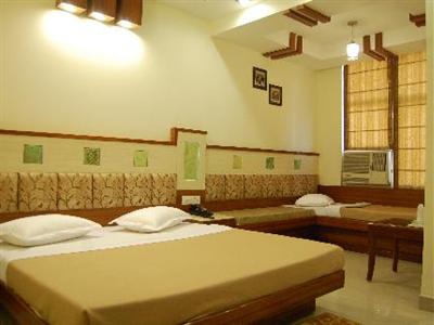 Aster Inn