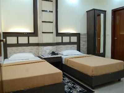Aster Inn