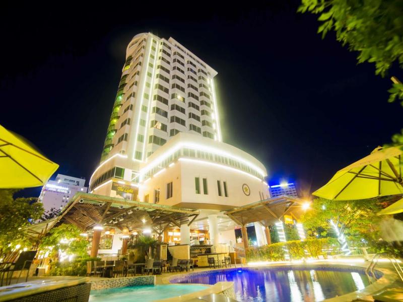 The Light Hotel & Resort