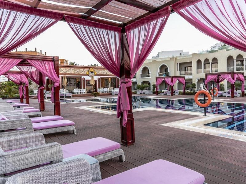 Sunrise Arabian Beach Resort