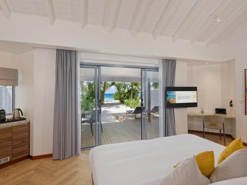 Outrigger Maldives Maafushivaru