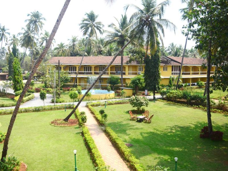 Carina Beach Resort