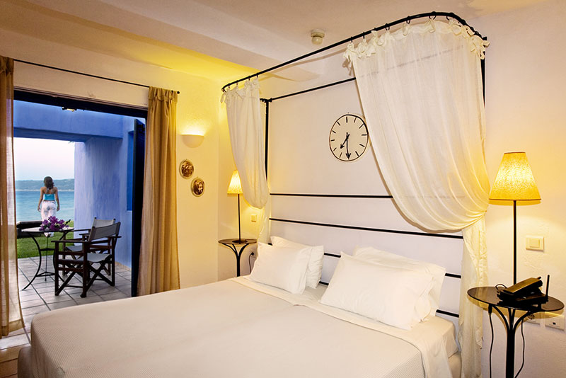 Miramare Park Suites & Villas