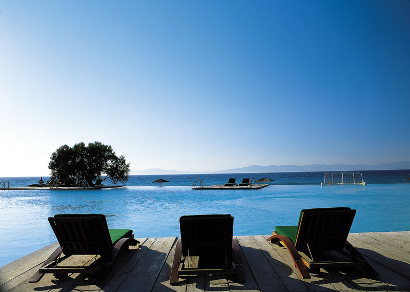 Miramare Park Suites & Villas