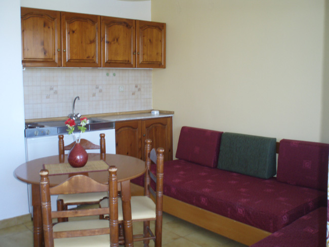 Gregory Peck Apartments & Studios