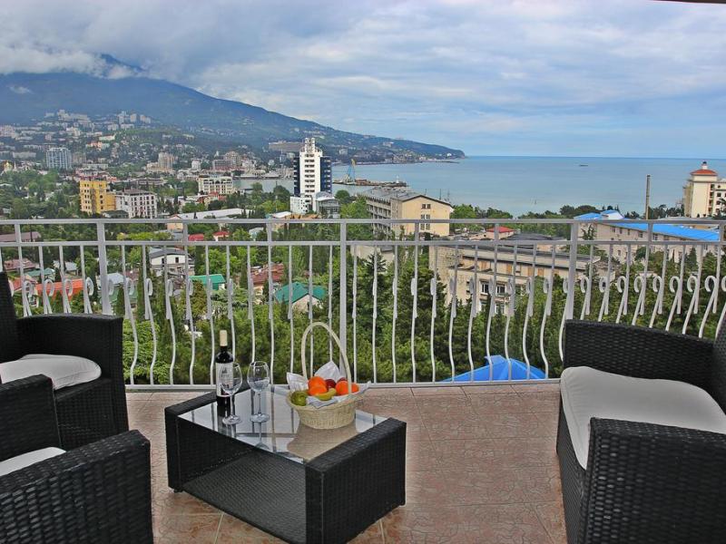 Империал 2011