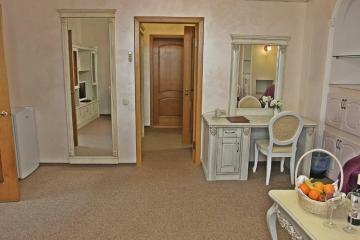 Отель Империал 2011 Россия, Ялта, фото 9