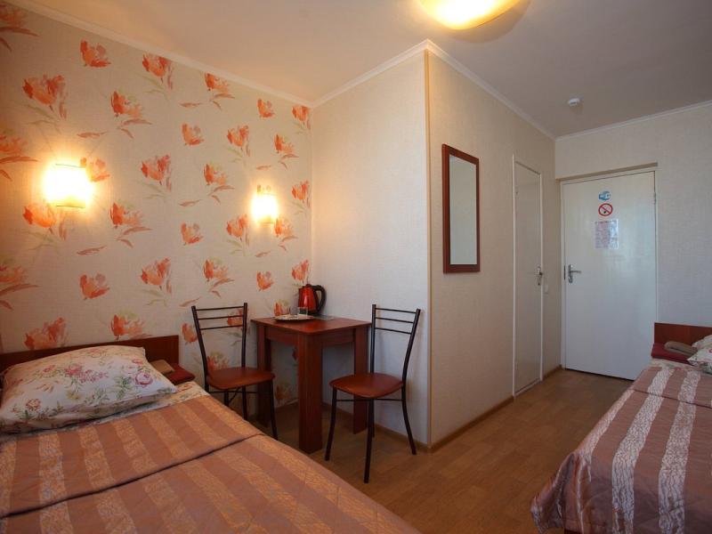 Островок (ул. Бухарестская)