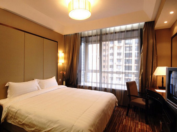 Rayfont Shanghai Nanpu Hotel