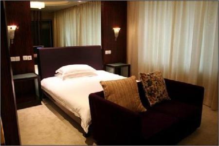 Shanghai Luminous Modern Universe Apartment Hotel