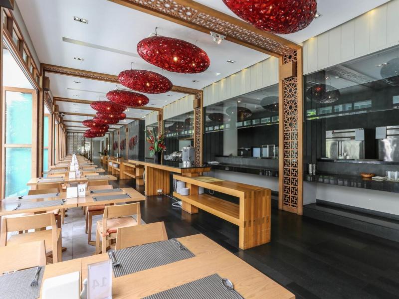 Welcome World Beach Resort & Spa