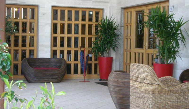 Hotel De Plam