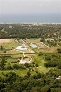 Cosmopolitan Golf & Beach Resort