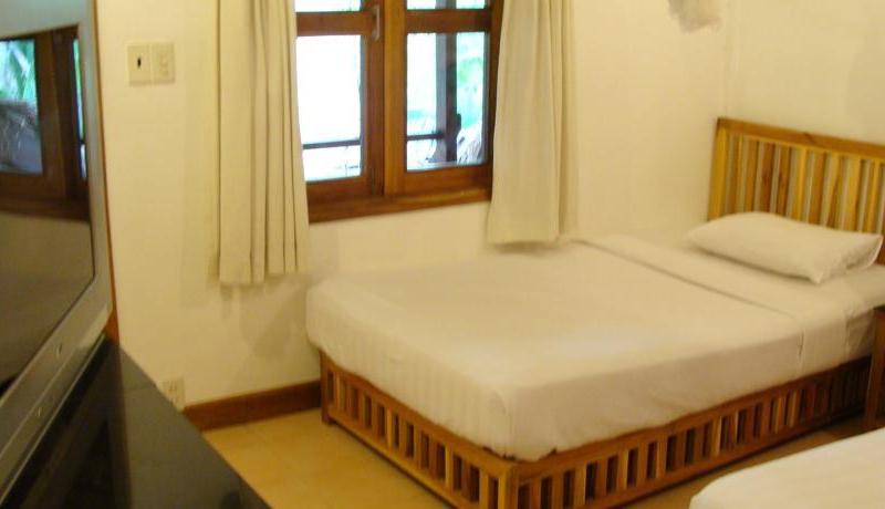 Joe's Cafe & Garden Resort