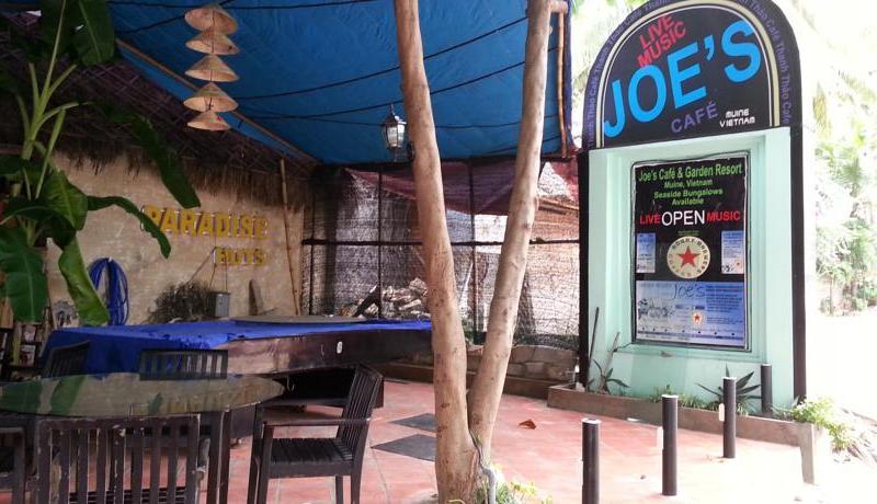 Joe's Cafe & Garden Resort