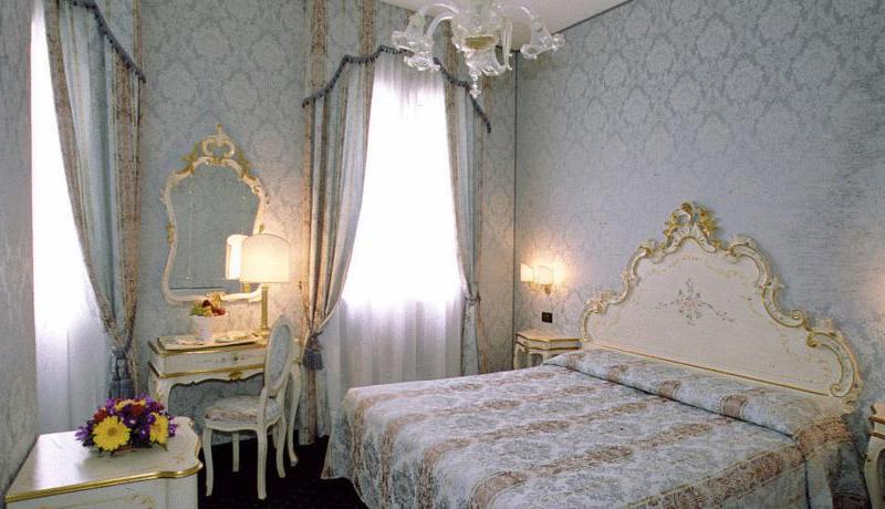 Carlton On The Grand Canal