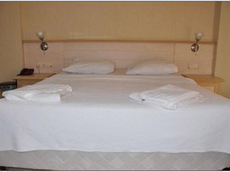 Holiday & Leisure Club