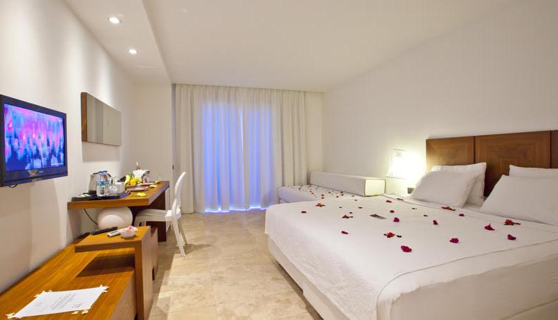 Flow Datca Surf & Beach Club