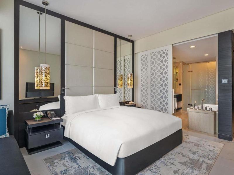 Sofitel Abu Dhabi Corniche