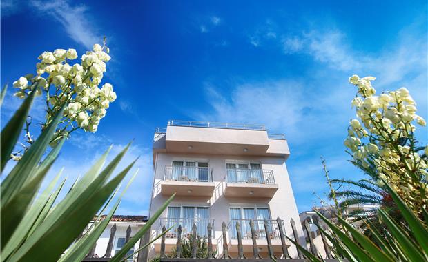 House Star - TUI Exclusive